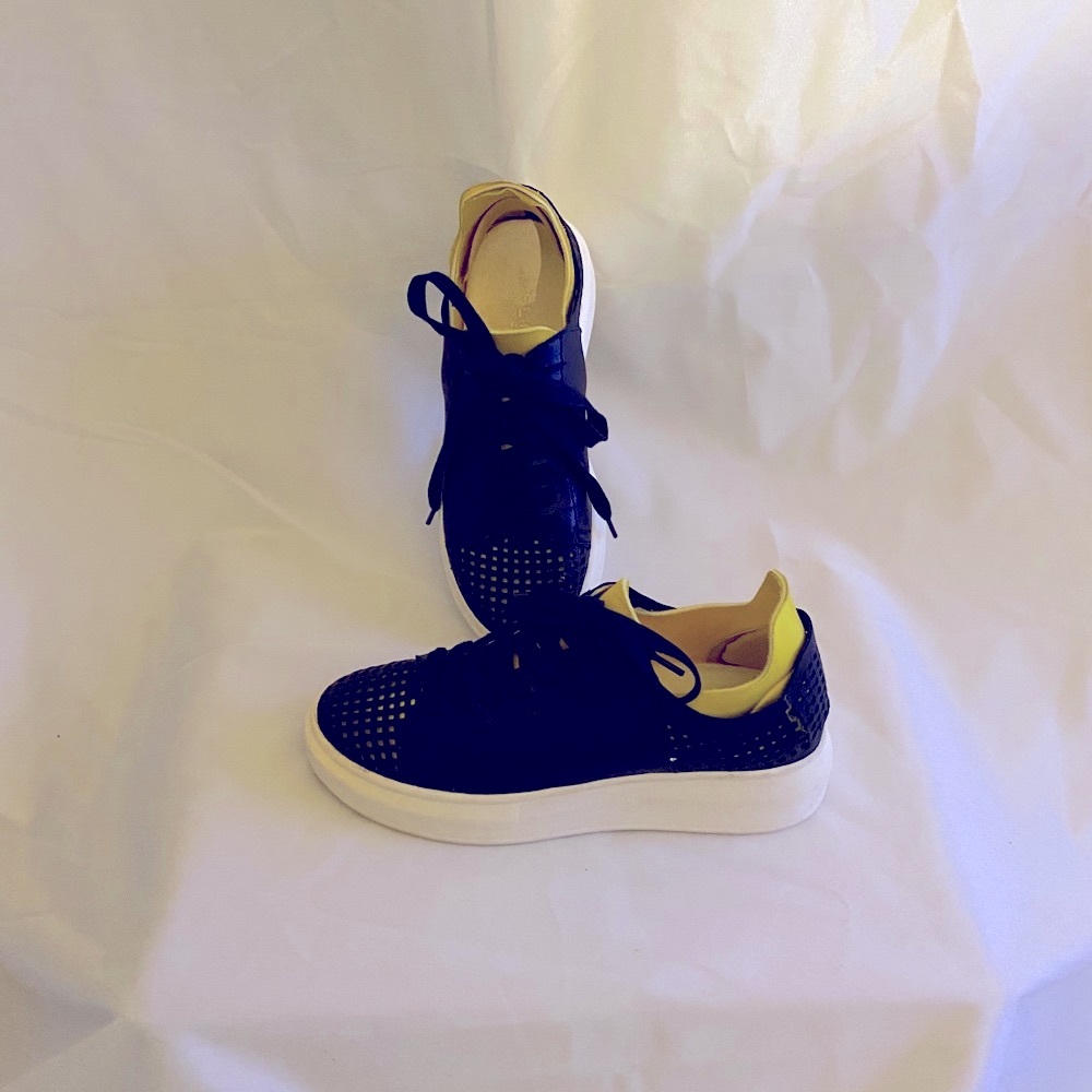 J/slides  Leather  Mesh Sneakers - Picture 2 of 7